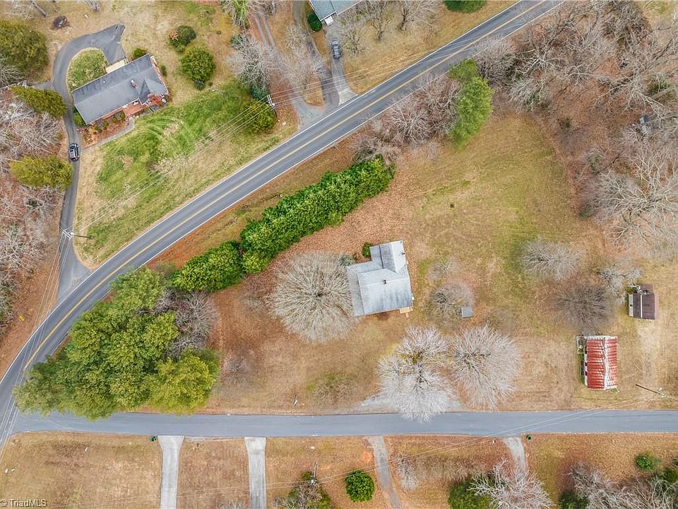 1st image of 8290 Lake Ridge Dr