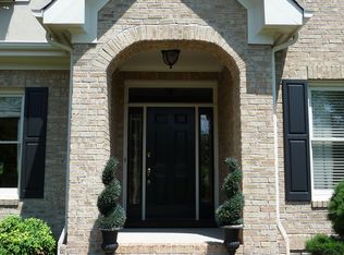 828 Bennett Pl, Knoxville, TN 37909