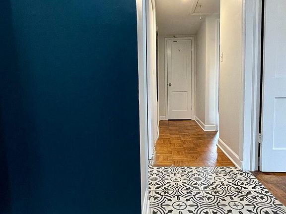 Hallway/designer tiles