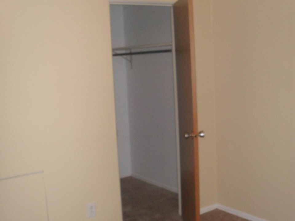Walk-In Closets