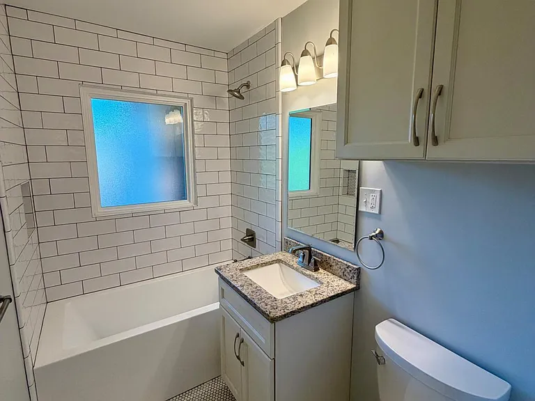 99 Norwood Ave NE #B — Photo 13