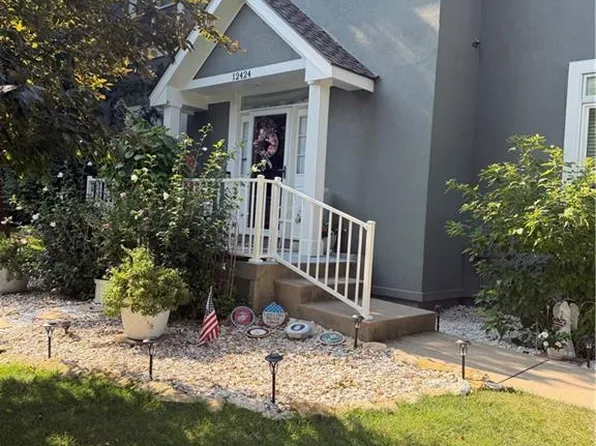 12424 Long St, Overland Park, KS 66213