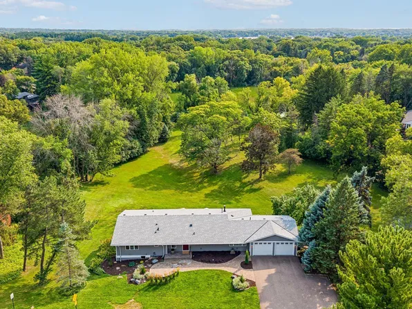 15803 Holdridge Rd E, Wayzata, MN 55391