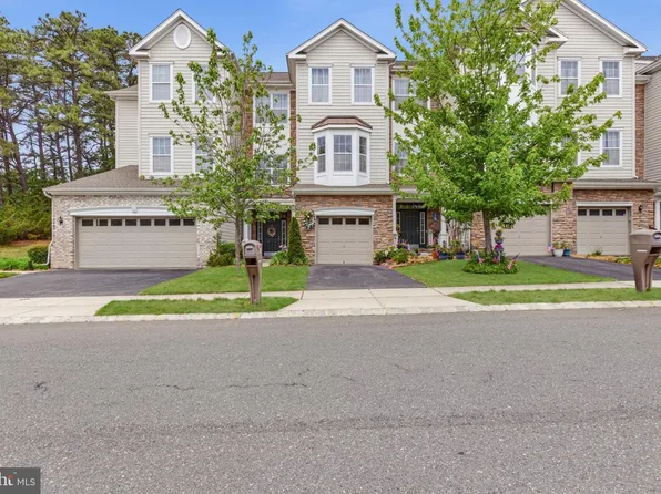 346 Hawthorne Ln, Barnegat, NJ 08005