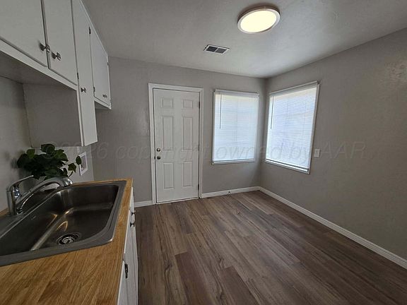 4th image of 4700 Bowie St