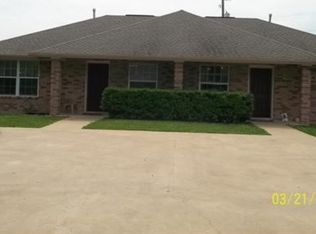 3605 Elaine Dr, Bryan, TX 77808