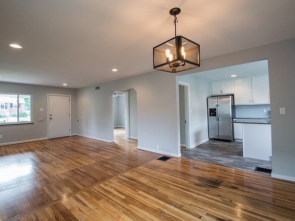 4th image of 3788 Oleary Ave