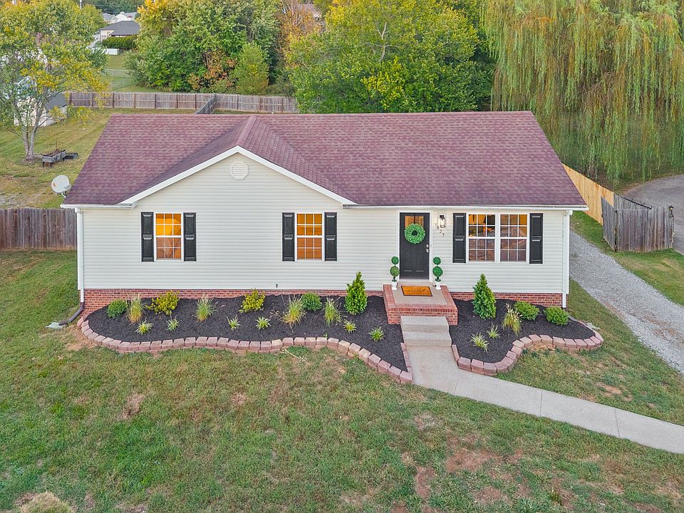 1st image of 1823 Needmore Rd