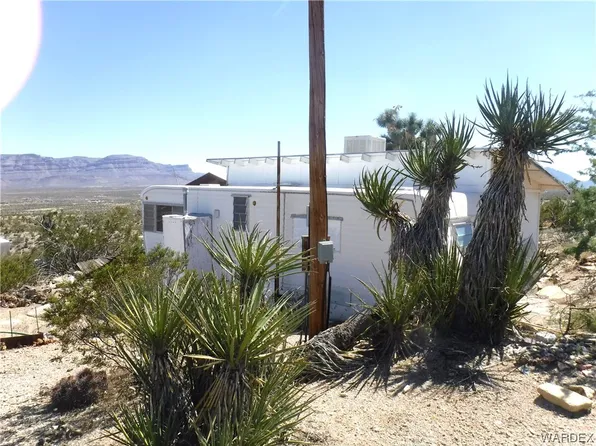 1890 W Cormorant Dr, Meadview, AZ 86444