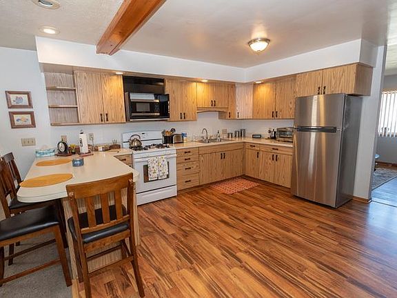 5th image of 5128 Mayfair Pl