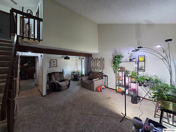 5th image of 12628 Yates St