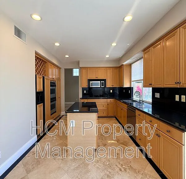 36 Middleton — Photo 9