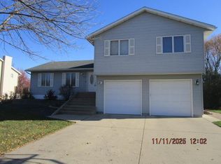 1440 15th St N, Wahpeton, ND 58075
