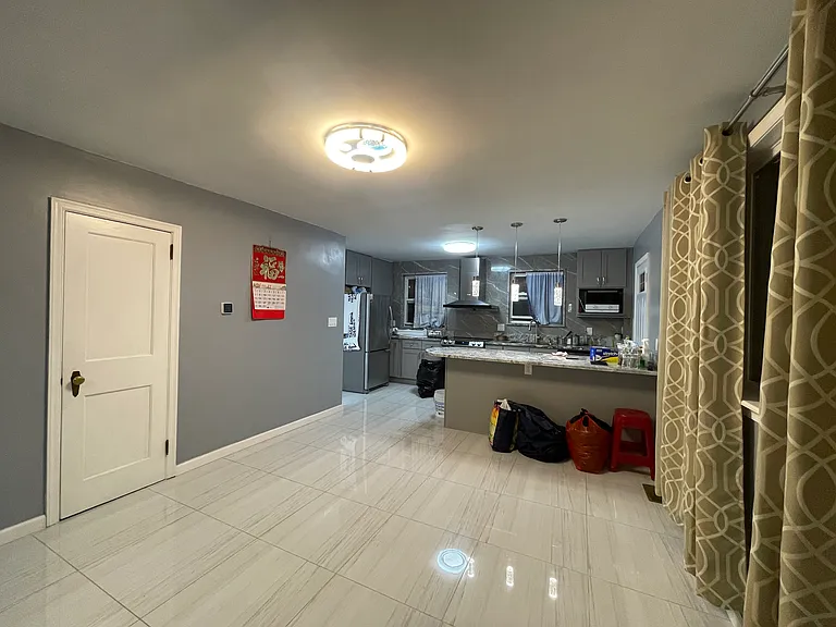 7351 E Roosevelt Blvd — Photo 5