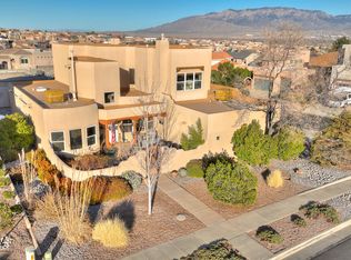 4601 Cactus Ave NW, Albuquerque, NM 87114