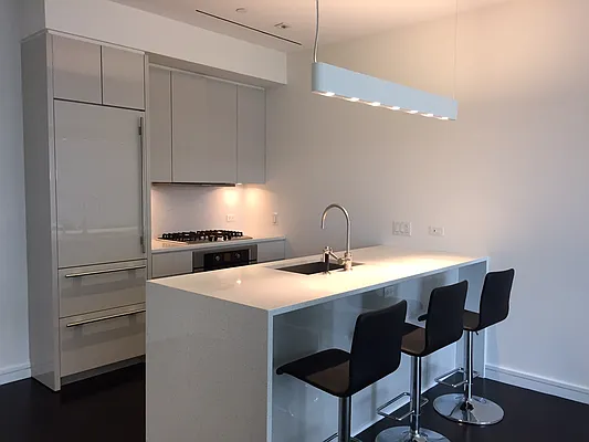 Sold by Kingstone Realty Inc | media 11