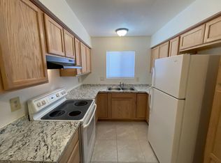923 N Camino Seco #935, Tucson, AZ 85710