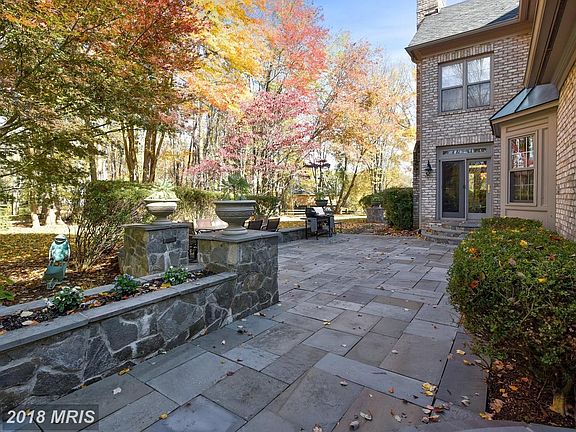 Extensive hardscaping with planters with seating