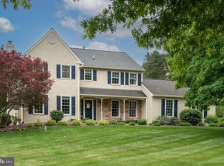 45 Heron Hill Dr, Downingtown, PA 19335
