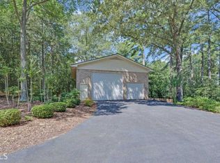 55 Pirates Cv #B, Hartwell, GA 30643