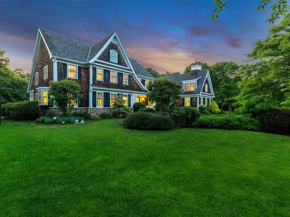 165 Deer Run, Southold, NY 11971