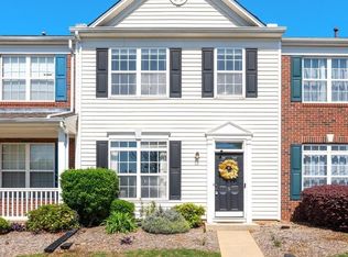 5 Stratus Ct, Greer, SC 29650