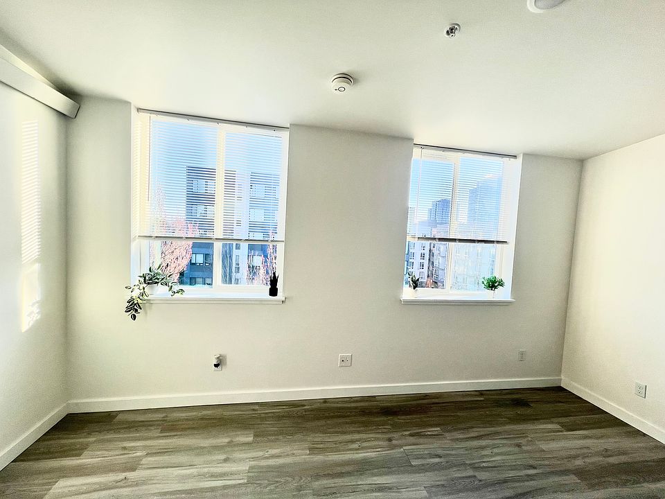 Unit 403 - $1,195, available to rent now