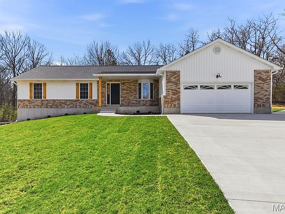 2nd image of 2952 Chris Dr