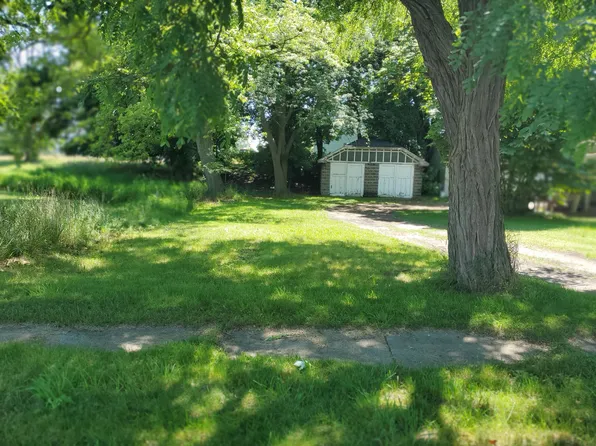 151 Harrison St, Manistee, MI 49660