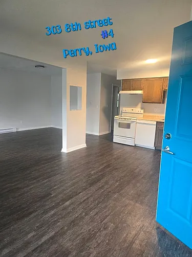 303 8th St Photo 1