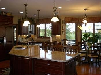 2nd image of 11021 Royal Oaks Ln