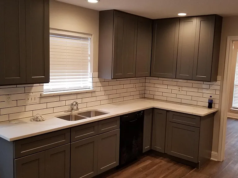 2523 Castle Pl — Photo 10