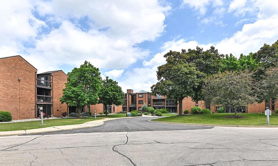 1st image of 6100 W Stonehedge DRIVE #167