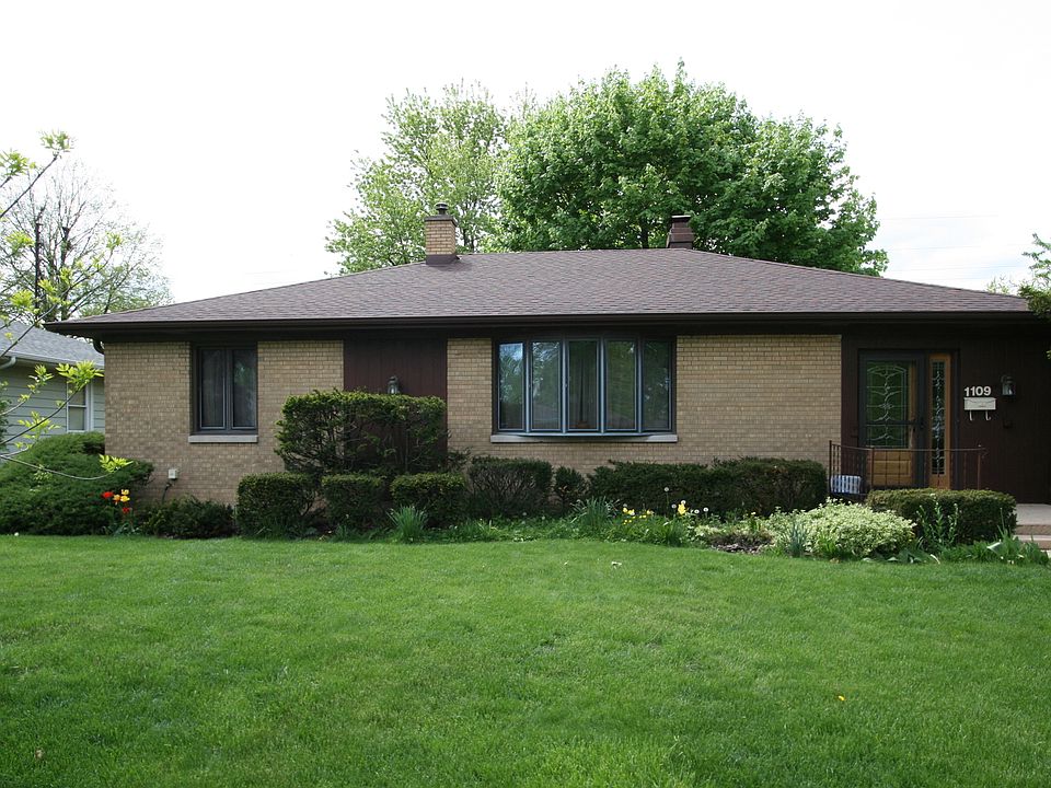 1st image of 1109 Plaza Dr
