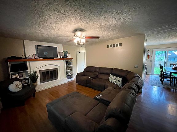 2nd image of 1714 S Benton Ave