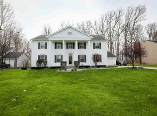 3313 Oak Borough Run, Fort Wayne, IN 46804