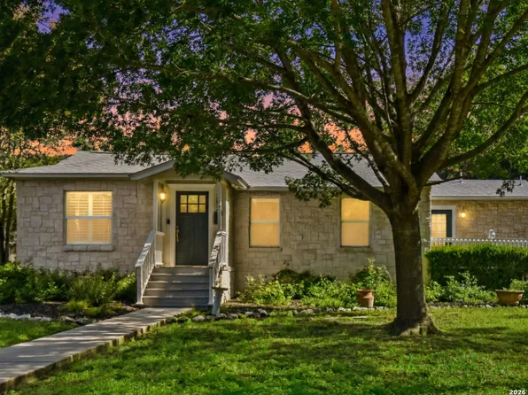 265 E OAKVIEW PL, Alamo Heights, TX 78209