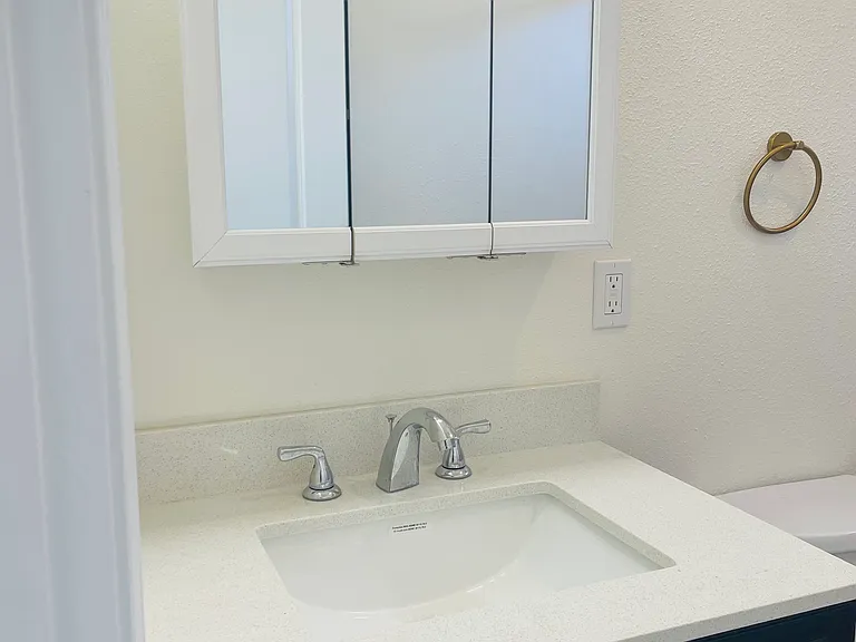 741 Walnut Ln #100 — Photo 6