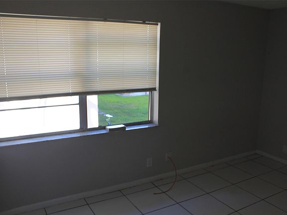 5th image of 7610 Stirling Road #202 G