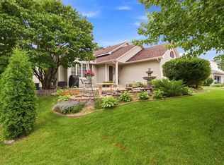 2003 Ponds Way, Shakopee, MN 55379