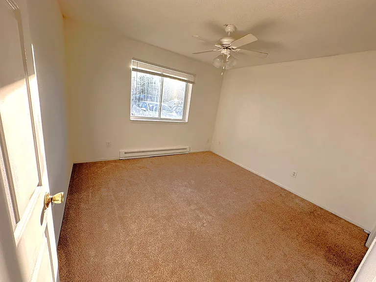 550 Spring St #D1 — Photo 8