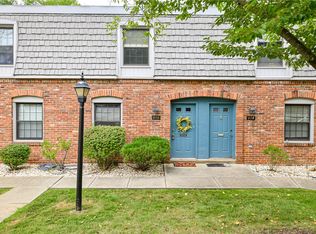 606 Carriage Cir, Pittsburgh, PA 15205
