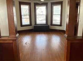 32 Kent St, Albany, NY 12206