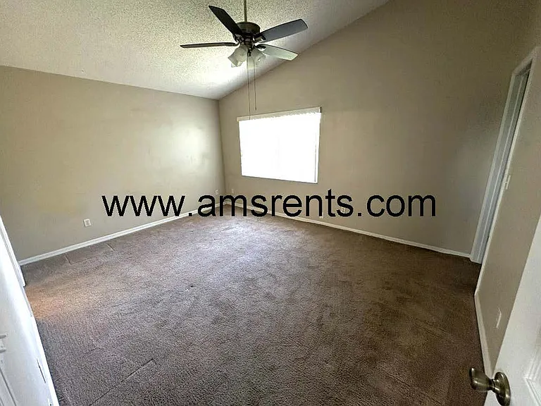 2404 Condado Ct — Photo 20