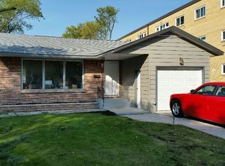 245 Edison Ave, Winnipeg, MB R2G 0L5