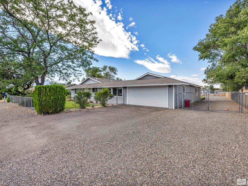 1st image of 1472 Muir Dr