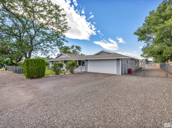 1472 Muir Dr, Gardnerville, NV 89460