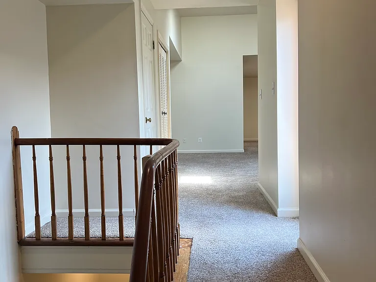 519 N West St #4 — Photo 8