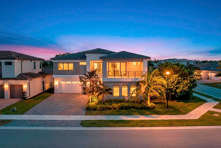 17081 Five Waters Ave — Photo 3