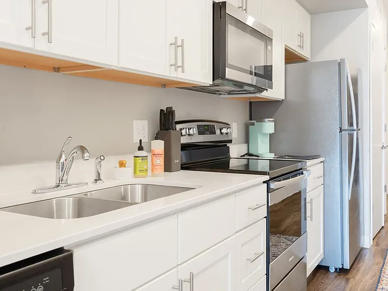 The Residence @ Willow Falls — Photo 10